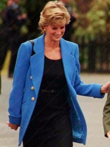 Elizabeth Debicki The Crown S05 Blue Woolen Coat