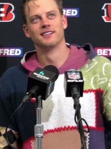 Cincinnati Bengals Nfl Joe Burrow Color Block Hoodie.