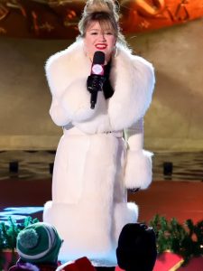 Rockefeller Center Christmas Tree Kelly Clarkson White Coat