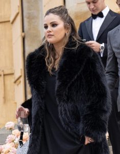 Selena Gomez Wedding Paris 2023 Black Fur Coat