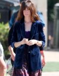 Solene Film The Idea Of You 2024 Anne Hathaway Blue Velvet Blazer