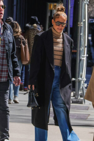 Jennifer-Lopez-NYC-2024-Black-Coat
