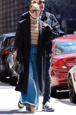 Jennifer-Lopez-NYC-Black-Coat