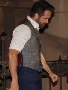 Movie Imaginary Friends 2024 Ryan Reynolds Grey Vest.