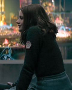 Tally Youngblood Film Uglies 2024 Joey King Grey Pullover Sweater