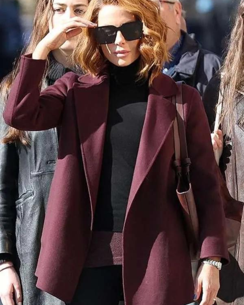 Kate Beckinsale Canary Black 2024 Avery Graves Maroon Coat Kate Beckinsale Canary Black 2024 Avery Graves Maroon Coat