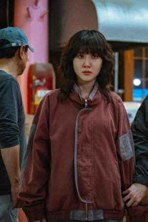 Park Eun-bin Hyper Knife Red Jacket
