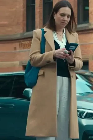 Run Away S01 Yvonne Previdi Brown Coat
